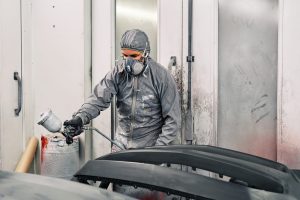 Automobilių dažymas. profesionalios autotransporto remonto ir logistikos paslaugas suteikiančioje įmonėje | AV Terminal